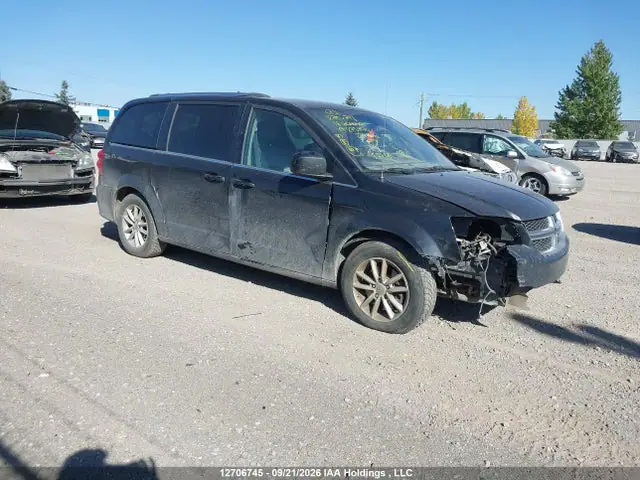 2C4RDGBG8JR275394 — 2018 Dodge Grand Caravan SE, Передняя часть (Front), фото до ремонта