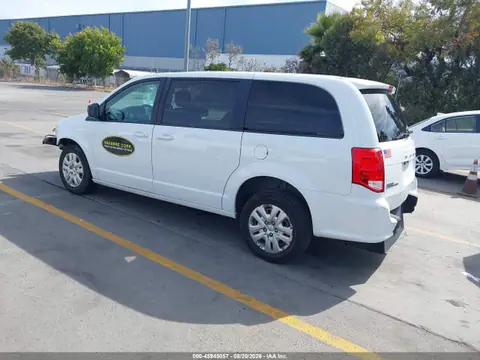 2018 Dodge Grand Caravan Se VIN 2C4RDGBG1JR305299 фото 3