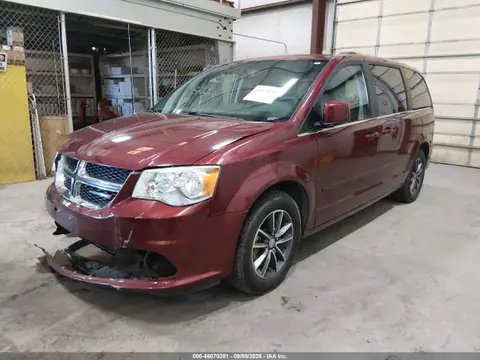 2017 Dodge Grand Caravan Sxt VIN 2C4RDGCG7HR696113 фото 2