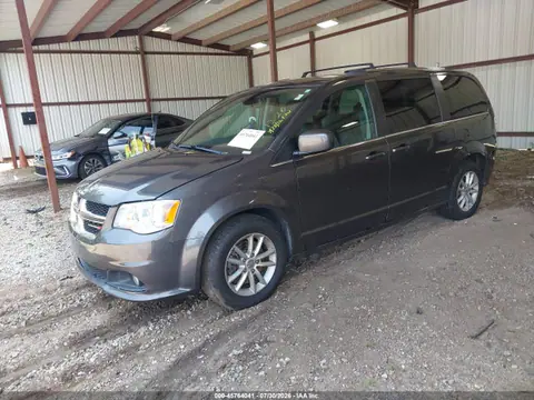2019 Dodge Grand Caravan Sxt VIN 2C4RDGCG9KR736926 фото 2