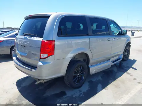 2019 Dodge Grand Caravan Sxt VIN 2C4RDGCGXKR685050 фото 4