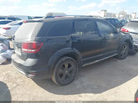 2016 Dodge Journey Crossroad Plus VIN 3C4PDCGB3GT107035 фото 4