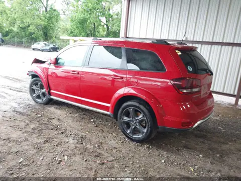 2018 Dodge Journey Crossroad VIN 3C4PDCGGXJT507161 фото 3