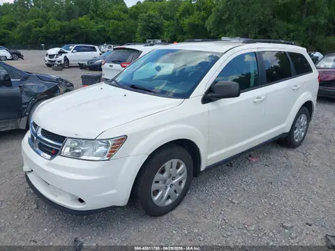 2018 Dodge JOURNEY SE VIN 3C4PDCAB8JT273311 фото 2