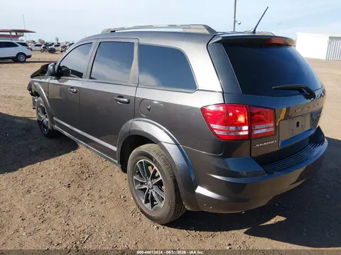 2018 Dodge JOURNEY SE VIN 3C4PDCAB8JT347651 фото 3