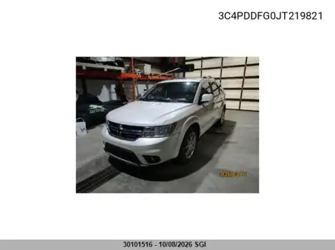 3C4PDDFG0JT219821 — 2018 Dodge Journey, Град, фото до ремонта