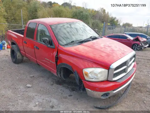 1D7HA18P37S251199 — 2007 Dodge RAM, Передняя часть, фото до ремонта