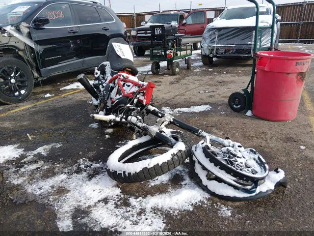 2020 Ducati Scrambler Desert Sled VIN ML0KAFPM2LT001686 фото 1