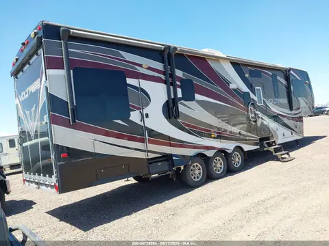 2014 Dutchmen Voltage VIN 47CFVTU34EC663898 фото 4
