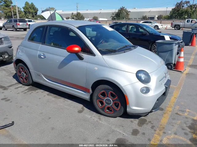 2014 Fiat 500E BATTERY ELECTRIC VIN 3C3CFFGEXET225573 фото 1