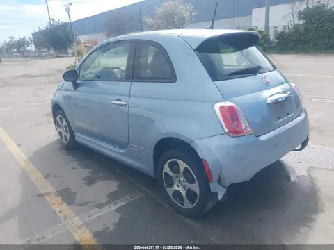 2015 Fiat 500E BATTERY ELECTRIC VIN 3C3CFFGE0FT503074 фото 3