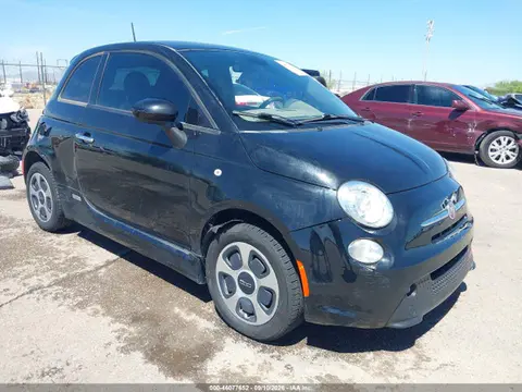 3C3CFFGEXFT709714 — 2015 Fiat 500E Battery Electric, Задняя часть справа (Right Rear), фото до ремонта