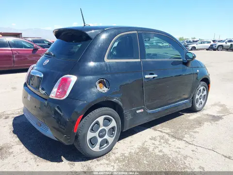 2015 Fiat 500E BATTERY ELECTRIC VIN 3C3CFFGEXFT709714 фото 4