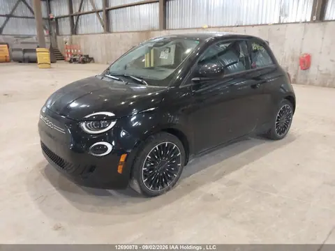 2025 Fiat 500e Bev Red VIN ZFAFFAA47SX241622 фото 2