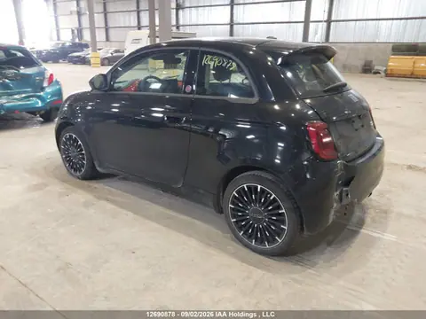 2025 Fiat 500e Bev Red VIN ZFAFFAA47SX241622 фото 3
