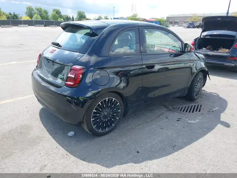2024 Fiat 500e Red VIN ZFAFFAA42RX221773 фото 4