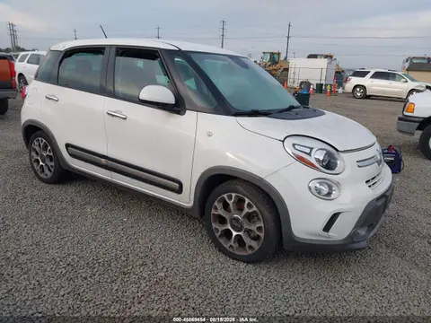 ZFBCFADHXEZ019596 — 2014 Fiat 500L Trekking, Естественный износ (Normal Wear & Tear), фото до ремонта
