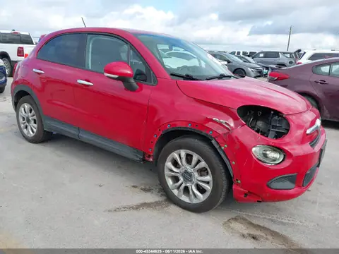 ZFBCFXBT8GP408052 — 2016 Fiat 500X Easy, Передняя часть справа (Right Front), фото до ремонта
