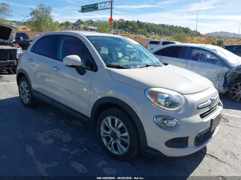ZFBCFXBT2GP362055 — 2016 Fiat 500X Easy, Задняя часть (Rear), фото до ремонта