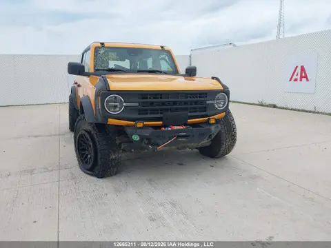 1FMDE5BH4NLB27032 — 2022 Ford Bronco Big Bend/Black Diamond/Outer Banks, Передняя часть (Front), фото до ремонта