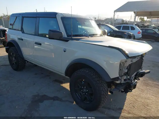 1FMDE7BH3SLB21844 — 2025 Ford Bronco Big Bend, Передняя часть (Front End), фото до ремонта