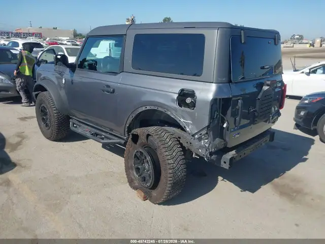 1FMDE5CP5PLB39652 — 2023 Ford Bronco Black Diamond, фото 3 с аукциона IAAI 14.10.2026, Задняя часть