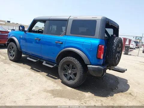 2024 Ford Bronco Black Diamond VIN 1FMEE1BP6RLA23426 фото 3