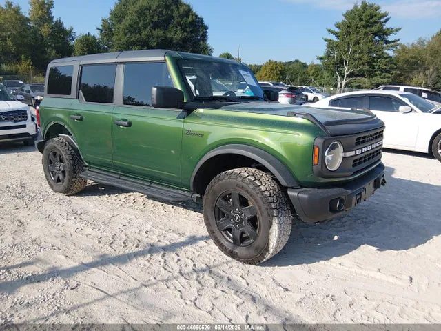 2024 Ford Bronco Black Diamond VIN 1FMEE1BP5RLB22139 фото 1