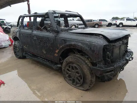 1FMDE8BH2RLB27425 — 2024 Ford Bronco Outer Banks, Кузов (Exterior Burn), фото до ремонта