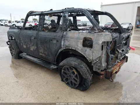 2024 Ford Bronco Outer Banks VIN 1FMDE8BH2RLB27425 фото 3