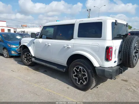 2025 Ford Bronco Outer Banks VIN 1FMDE8BH5SLB06929 фото 3