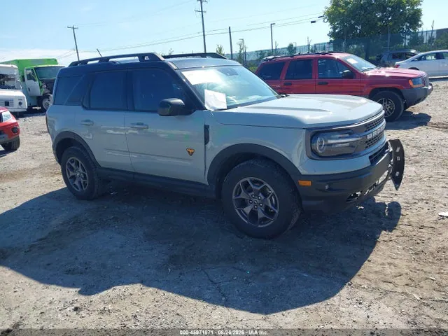 2024 Ford Bronco Sport Badlands VIN 3FMCR9D90RRE95017 фото 1