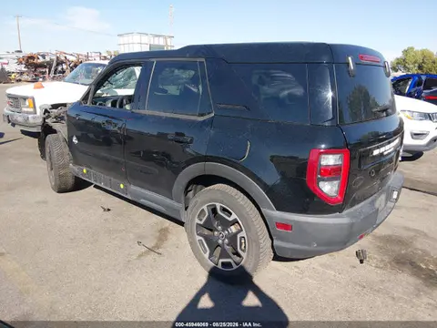 2021 Ford Bronco Sport Outer Banks VIN 3FMCR9C6XMRA68833 фото 3