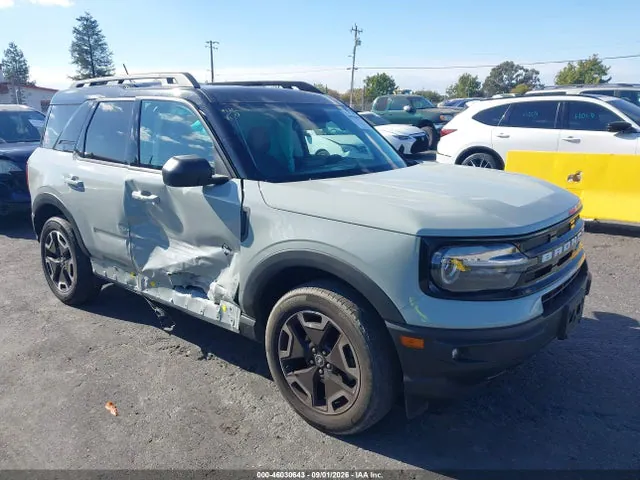 2022 Ford Bronco Sport Outer Banks VIN 3FMCR9C65NRD88790 фото 1
