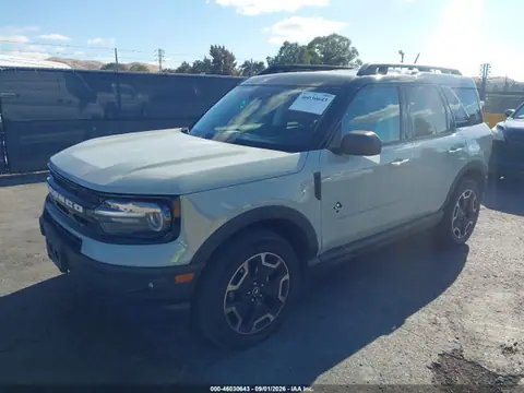2022 Ford Bronco Sport Outer Banks VIN 3FMCR9C65NRD88790 фото 2