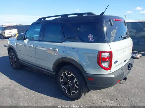 2022 Ford Bronco Sport Outer Banks VIN 3FMCR9C65NRD88790 фото 3
