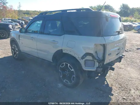 2024 Ford Bronco Sport Outer Banks VIN 3FMCR9C65RRF09744 фото 3