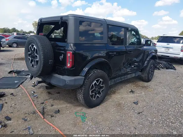 1FMDE5BHXMLA72729 — 2021 Ford Bronco, фото 4 с аукциона IAAI, LEFT & RIGHT SIDE