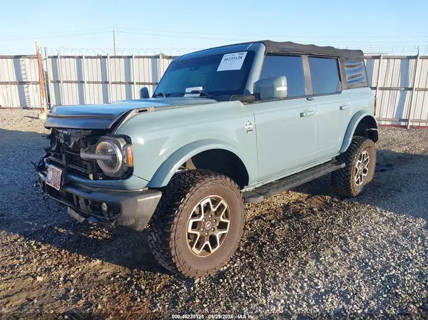 1FMEE5BP1MLA72095 — 2021 Ford Bronco, фото 2 с аукциона IAAI, Передняя часть справа