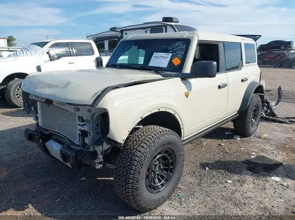 1FMEE9BP4TLA47293 — 2026 Ford Bronco, фото 2 с аукциона IAAI, Передняя часть