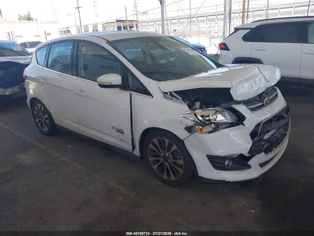 1FADP5FU7HL108331 — 2017 Ford C-MAX Energi Titanium, Передняя часть (Front End), фото до ремонта
