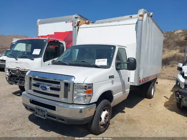1FDWE3FSXHDC58337 — 2017 Ford E-350 Cutaway, фото 2 с аукциона IAAI 13.10.2026, Крыша