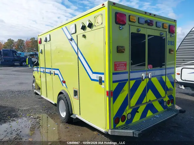 1FDWE3FS3KDC46019 — 2019 Ford E-350 Cutaway, фото 3 с аукциона IAAI 14.10.2026, Передняя часть