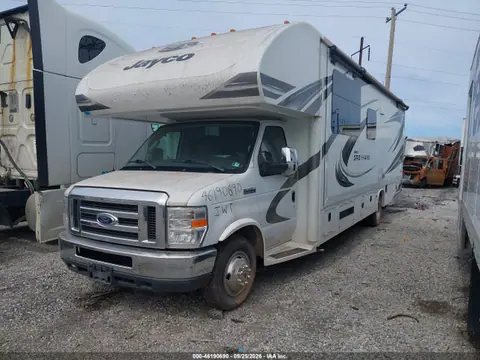 2019 Ford E-450 Cutaway VIN 1FDXE4FS1KDC64836 фото 2