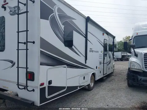 2019 Ford E-450 Cutaway VIN 1FDXE4FS1KDC64836 фото 4