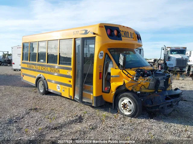 2021 Ford E450 Econoline Sd Cutaway VIN 1FDFE4FN2MDC06257 фото 1