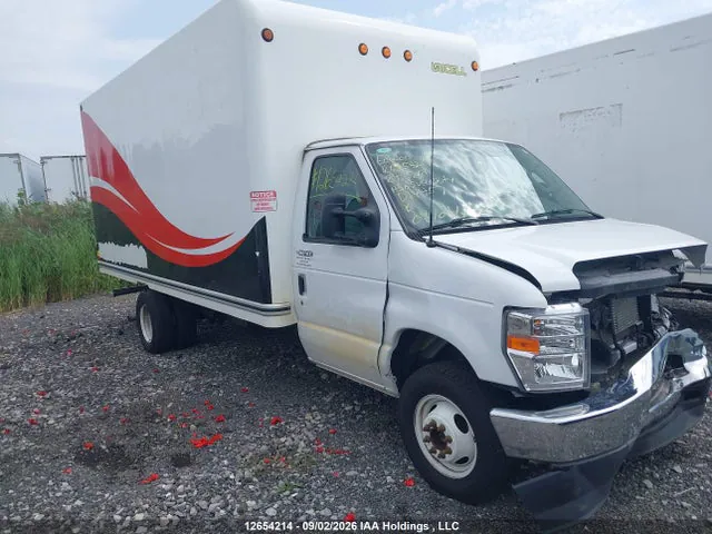 2024 Ford Econoline E450 Super Duty Cutaway Van VIN 1FDXE4FN8RDD14457 фото 1