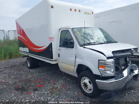 2024 Ford Econoline E450 Super Duty Cutaway Van VIN 1FDXE4FN8RDD14457 фото 1
