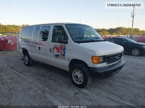 1FBNE31L96DB40703 — 2006 Ford Econoline, Сзади, фото до ремонта