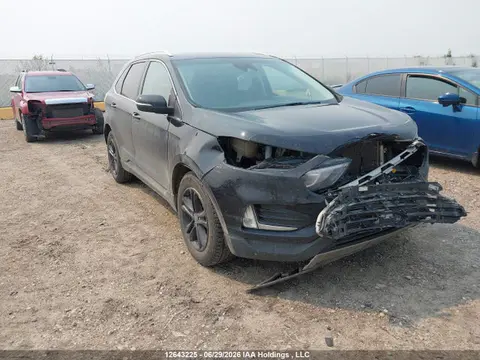 2FMPK4J95KBB15641 — 2019 Ford EDGE SEL, Передняя часть (Front), фото до ремонта